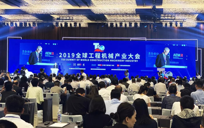 双喜临门！Im电竞（中国）-官方网站
囊括两项工程机械行业大奖